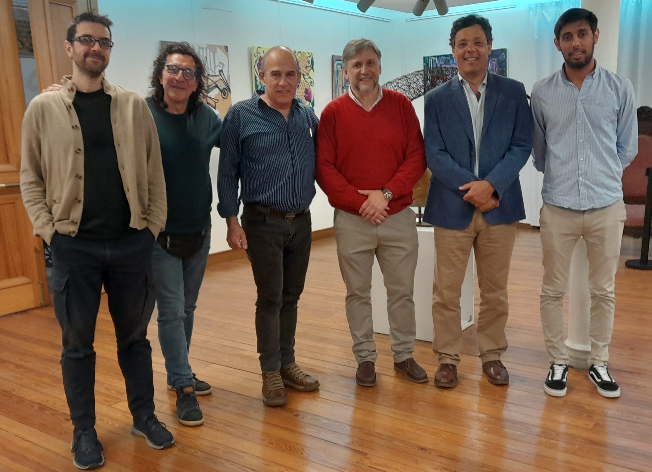 Pablo Solari, Daniel Cardozo Da Silva, Roberto Weigel, Juan Carlos Barreto,Pablo Pucheu y Fabricio Núñez, en la muestra